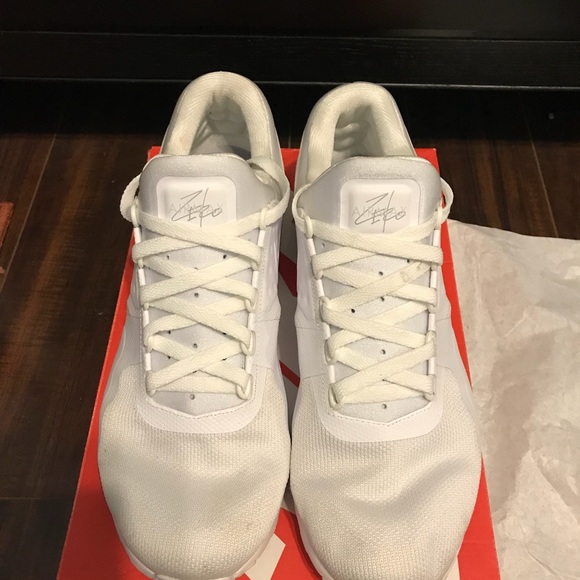 Nike Air max shoes - Picture 3 of 4